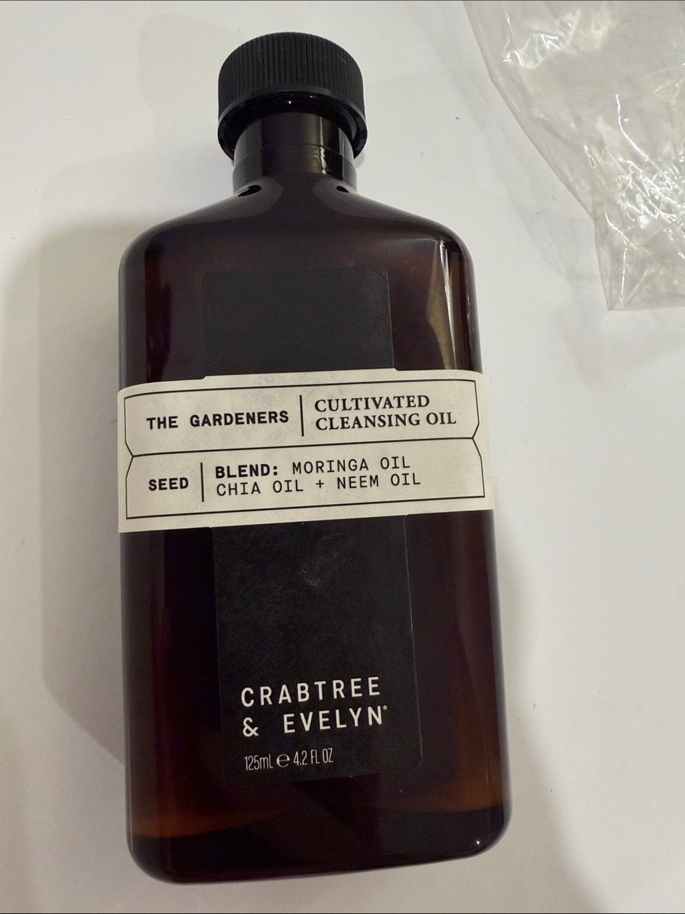 Crabtree & Evelyn Cultivated Cleansing Oil - Amber Brown Bottle - Picture 2 of 6